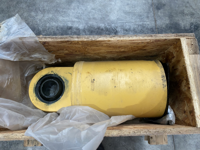 CATERPILLAR 775F OEM, ... CYLINDER AS